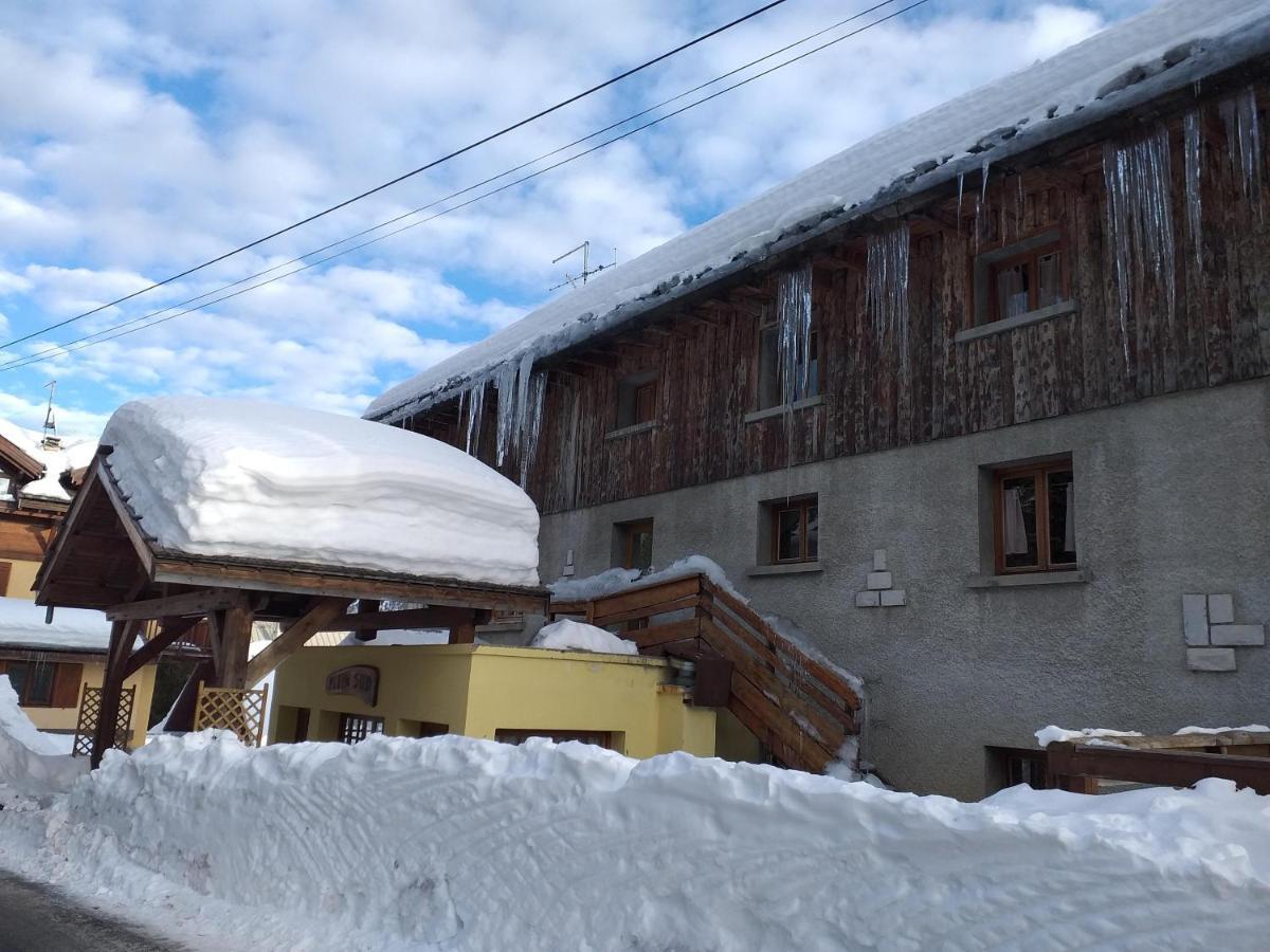 Chalet Plein Sud Монженевр Екстер'єр фото